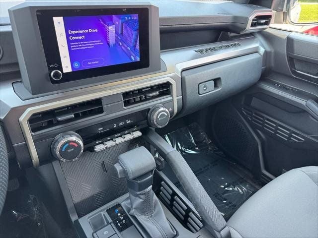 2025 Toyota Tacoma SR5 4WD
