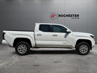 2025 Toyota Tacoma SR5 4WD