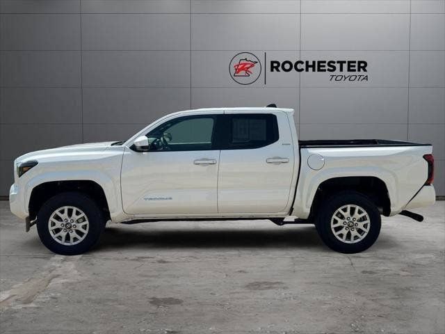 2025 Toyota Tacoma SR5 4WD