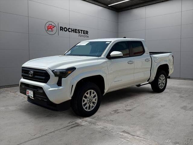 2025 Toyota Tacoma SR5 4WD