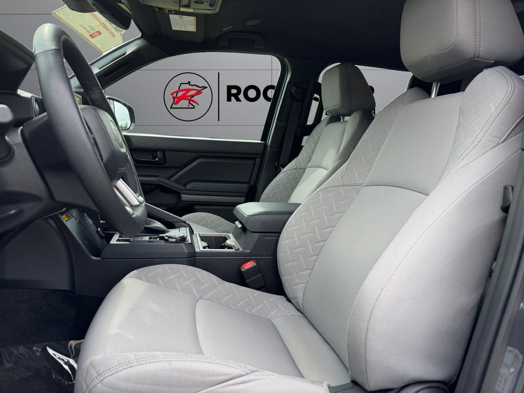 2025 Toyota Tacoma SR5 4WD