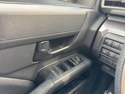 2025 Toyota Tacoma SR5 4WD