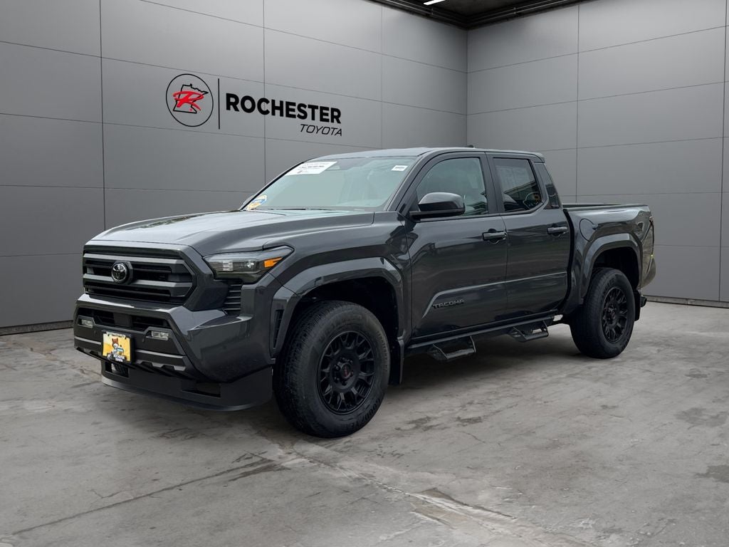 2025 Toyota Tacoma SR5 4WD