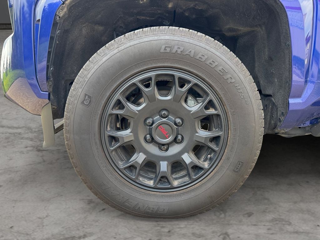 2024 Toyota Tacoma SR5 4WD
