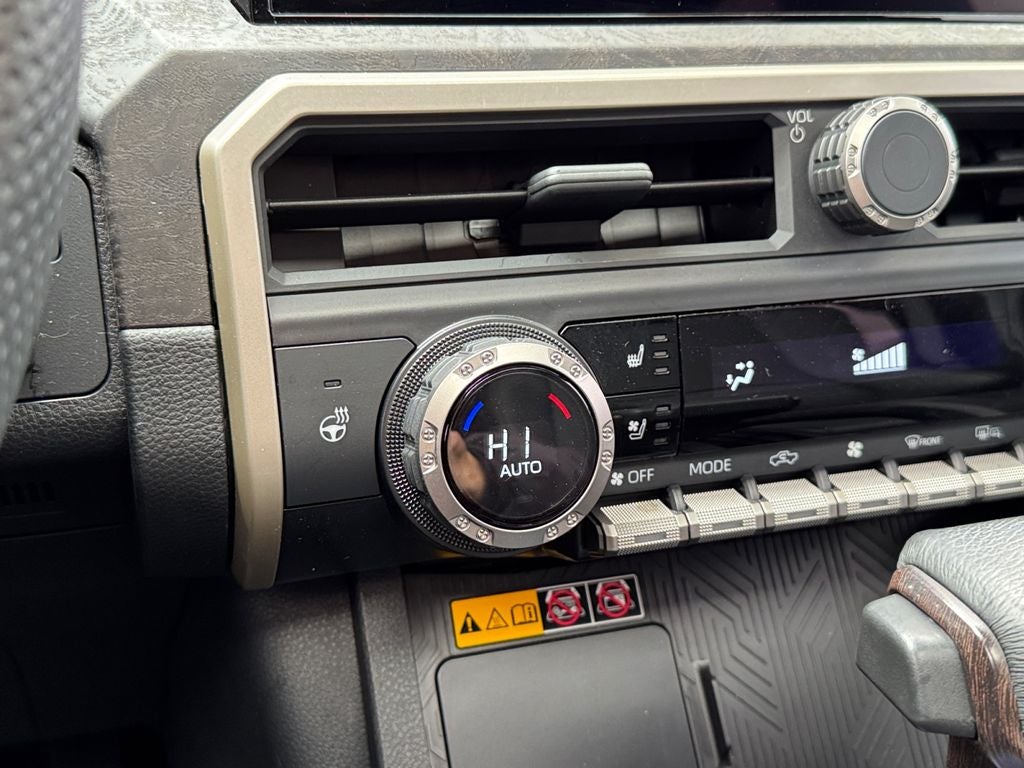 2024 Toyota Tacoma Limited 4WD
