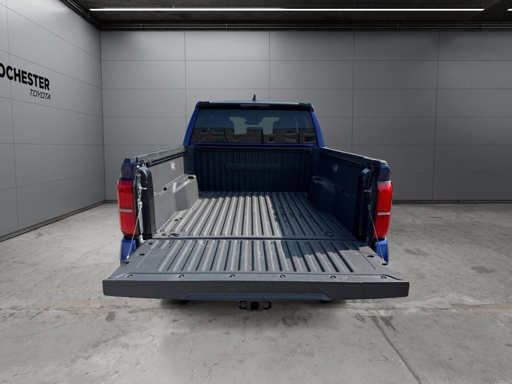 2025 Toyota Tacoma SR5 4WD