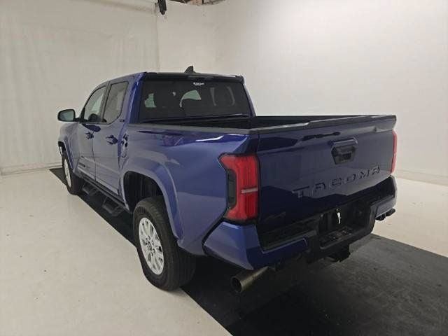 2025 Toyota Tacoma SR5 4WD