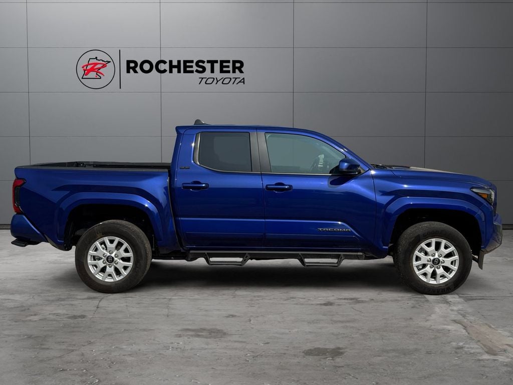 2025 Toyota Tacoma SR5 4WD