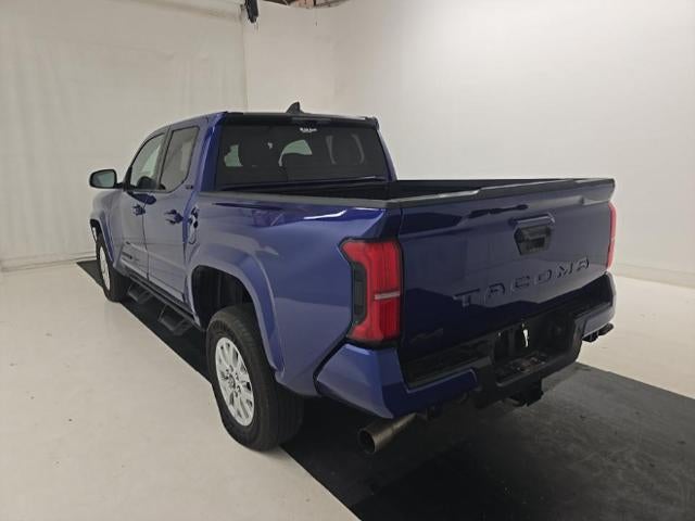 2025 Toyota Tacoma SR5 4WD