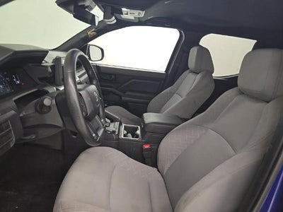 2025 Toyota Tacoma SR5 4WD