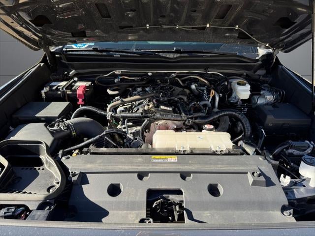 2025 Toyota Tacoma SR5 4WD