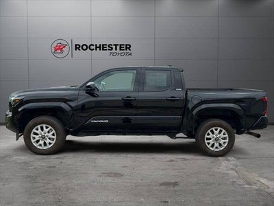 2025 Toyota Tacoma SR5 4WD