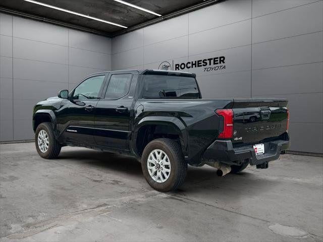 2025 Toyota Tacoma SR5 4WD