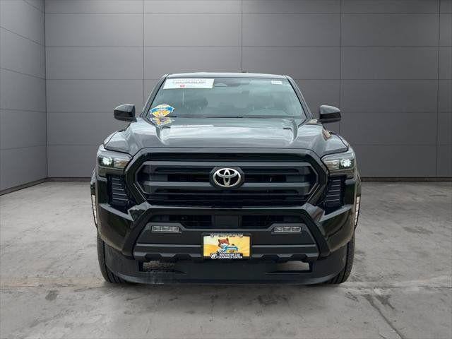2025 Toyota Tacoma SR5 4WD