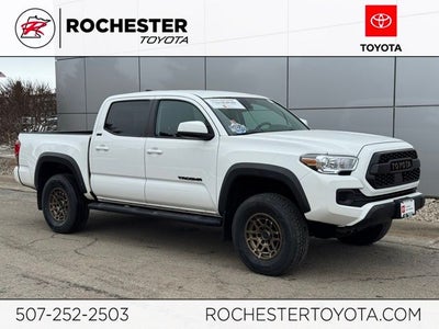 2022 Toyota Tacoma SR5 V6