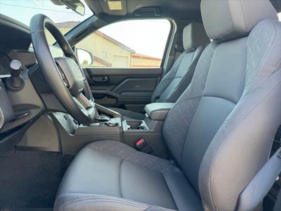 2025 Toyota Tacoma SR 4WD