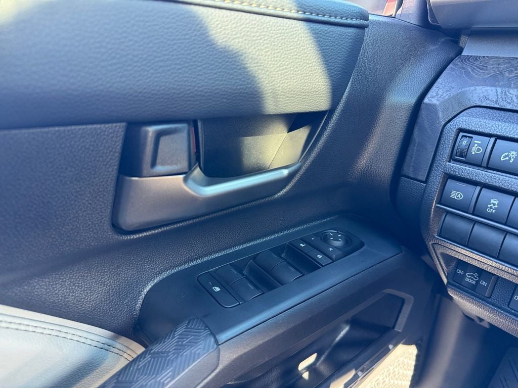 2025 Toyota Tacoma Limited 4WD