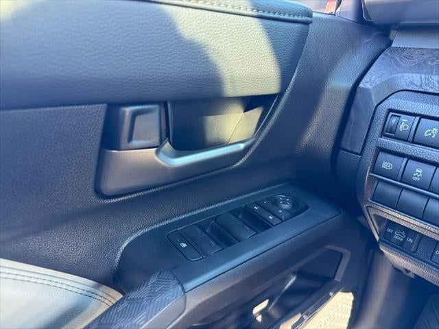 2025 Toyota Tacoma Limited 4WD