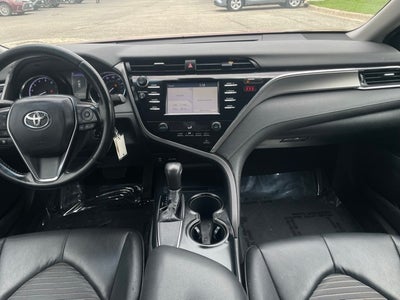 2018 Toyota Camry SE FWD