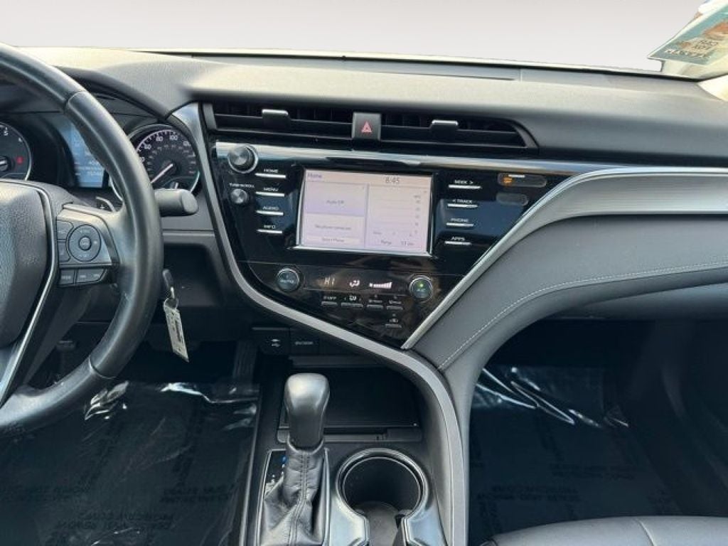 2018 Toyota Camry SE FWD
