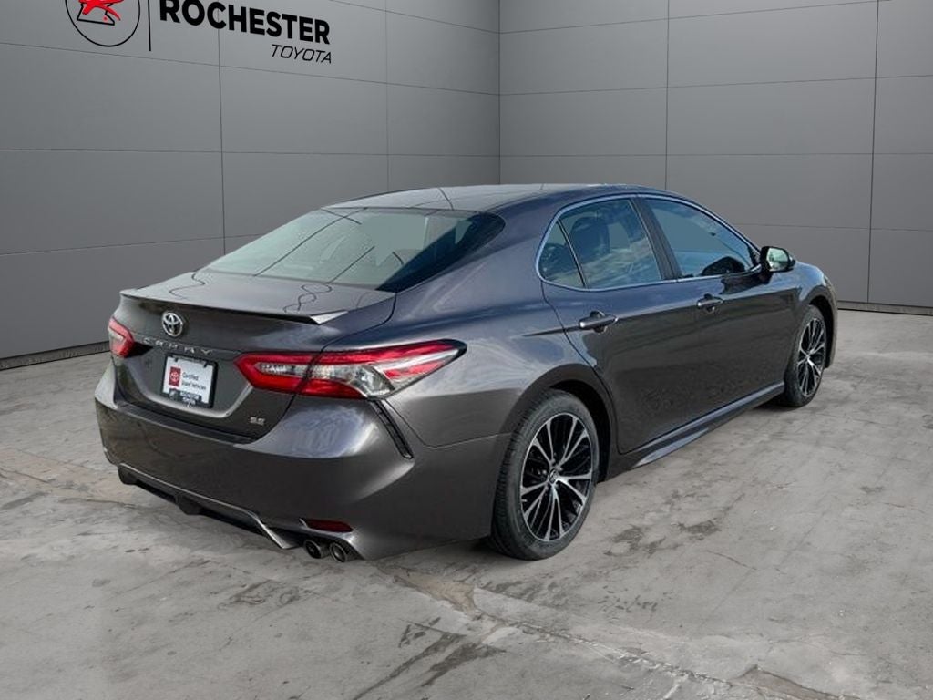 2018 Toyota Camry SE FWD