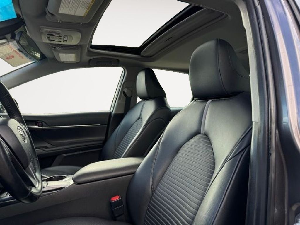 2018 Toyota Camry SE FWD