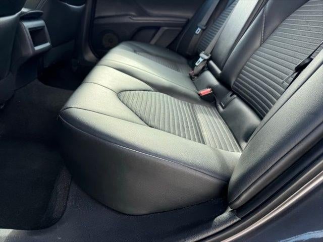 2018 Toyota Camry SE FWD