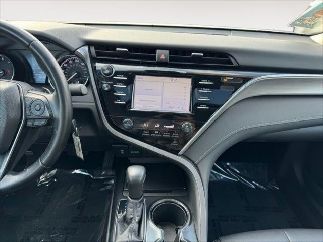 2018 Toyota Camry SE FWD