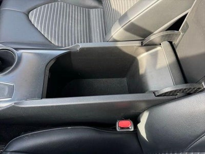 2018 Toyota Camry SE FWD
