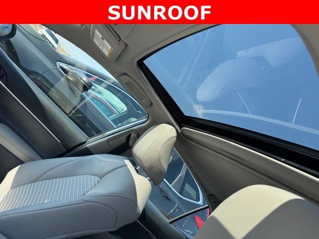 2019 Toyota Camry SE FWD