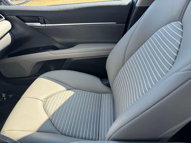 2019 Toyota Camry SE FWD