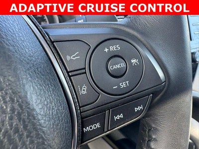 2019 Toyota Camry SE FWD