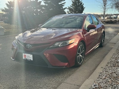 2018 Toyota Camry Hybrid SE FWD