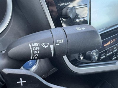 2018 Toyota Camry Hybrid SE FWD