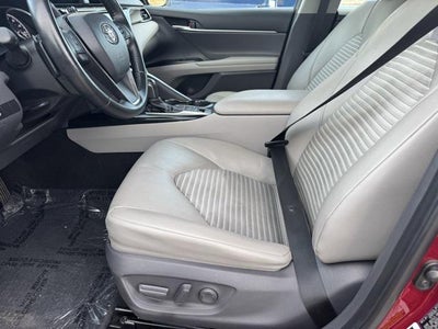 2018 Toyota Camry Hybrid SE FWD