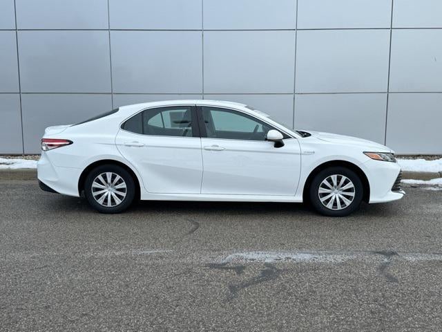 2018 Toyota Camry Hybrid LE FWD