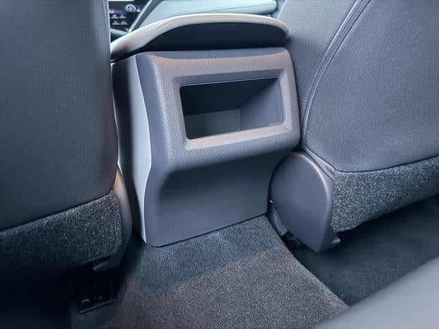 2018 Toyota Camry Hybrid LE FWD