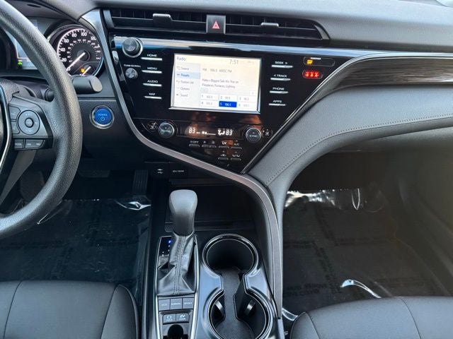 2019 Toyota Camry Hybrid LE FWD