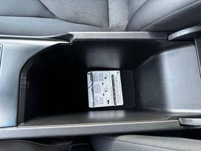 2019 Toyota Camry Hybrid LE FWD