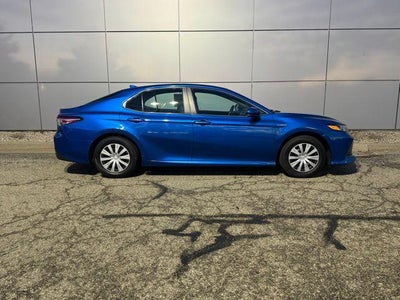 2019 Toyota Camry Hybrid LE FWD