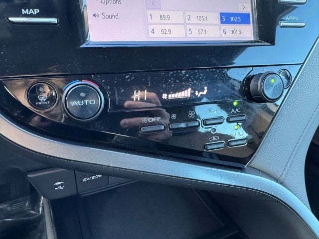 2019 Toyota Camry Hybrid LE FWD