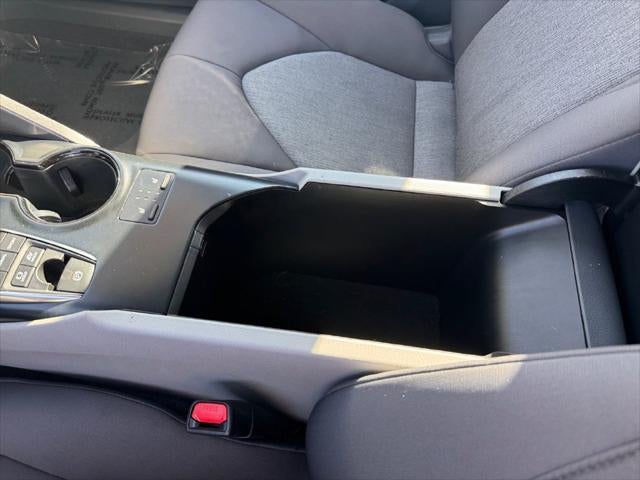 2019 Toyota Camry Hybrid LE FWD