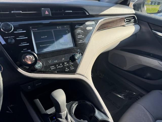 2019 Toyota Camry Hybrid LE FWD