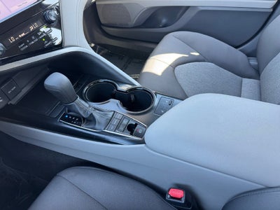 2019 Toyota Camry Hybrid LE FWD