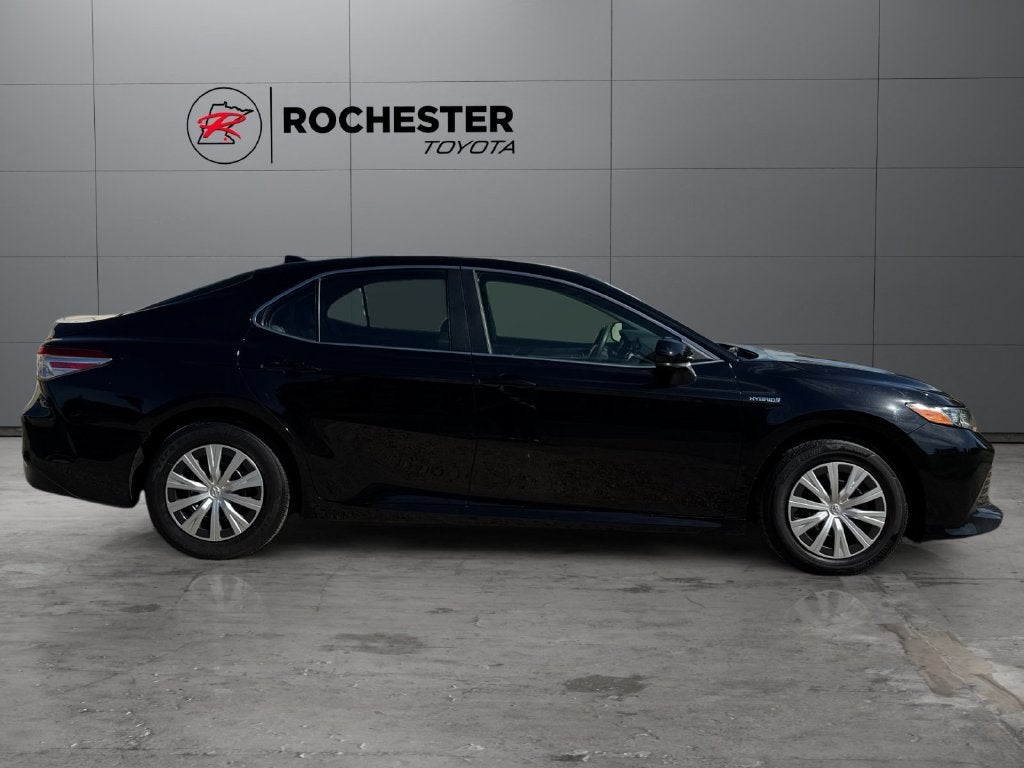 2019 Toyota Camry Hybrid LE FWD