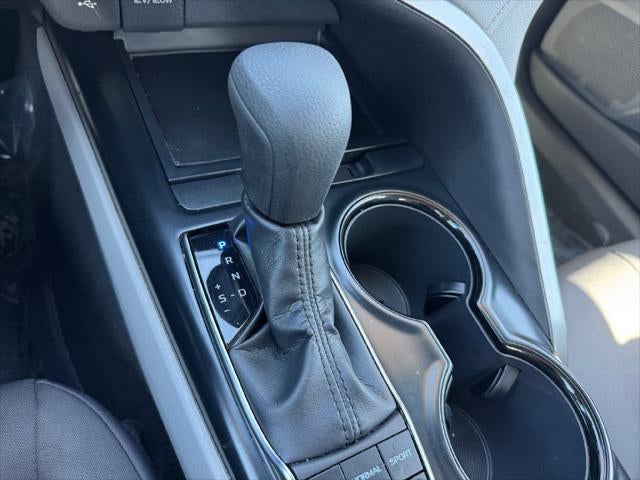 2019 Toyota Camry Hybrid LE FWD