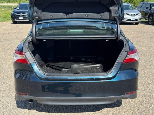 2019 Toyota Camry Hybrid LE FWD