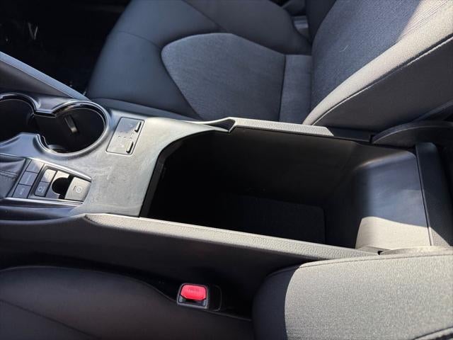 2019 Toyota Camry Hybrid LE FWD