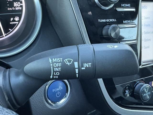 2018 Toyota Camry Hybrid LE FWD