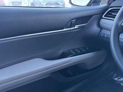 2018 Toyota Camry Hybrid LE FWD